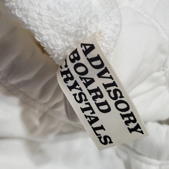 NWT ADVISORY BOARD CRYSTALS Abc 123 WOMEN SWEATSHORTS Selenite -white Sz M - Picture 8 of 12